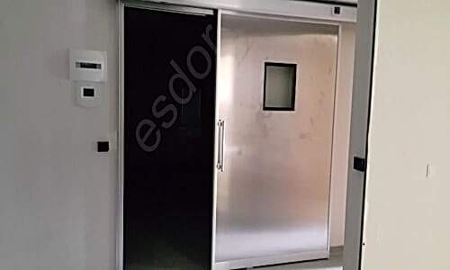 Radyasyon Geçirmez Kapı